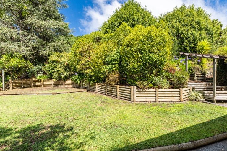 Photo of property in 4 Te Mata Peak Road, Havelock North, 4130