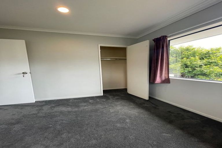 Photo of property in 226 Henderson Valley Road, Henderson, Auckland, 0612