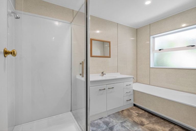 Photo of property in 15 Okiato Road, Okiato, Russell, 0272