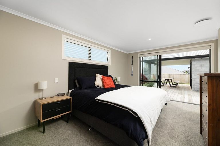 Photo of property in 101 Puhirake Crescent, Pyes Pa, Tauranga, 3112