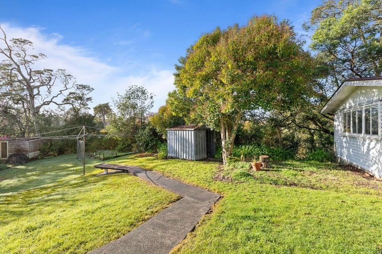 Photo of property in 21 Kuaka Place, New Lynn, Auckland, 0600