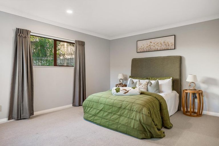 Photo of property in 90a Colwill Road, Massey, Auckland, 0614