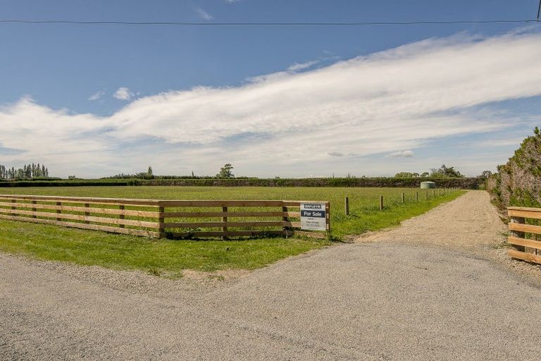 Photo of property in 184 O'roarkes Road, Fernside, Rangiora, 7471