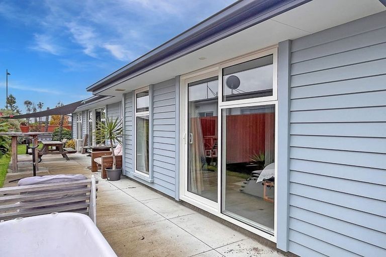 Photo of property in 64 Bradwell Crescent, Halswell, Christchurch, 8025