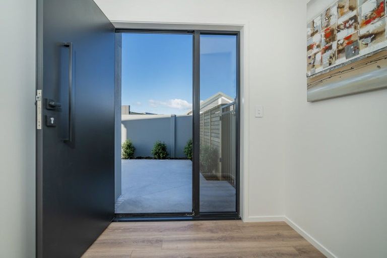 Photo of property in 12 Ngaroma Crescent, Whitianga, 3510