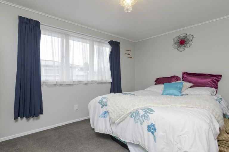 Photo of property in 10 Puweto Street, Selwyn Heights, Rotorua, 3015