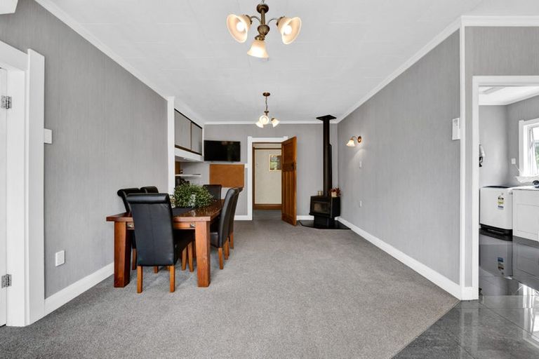 Photo of property in 1147 Upper Rowan Road, Mahoe, Hawera, 4679