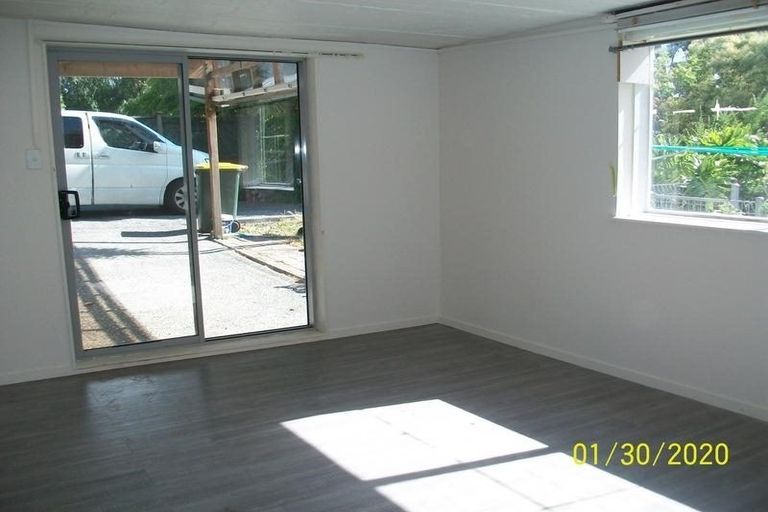 Photo of property in 53 Jaemont Avenue, Te Atatu South, Auckland, 0610