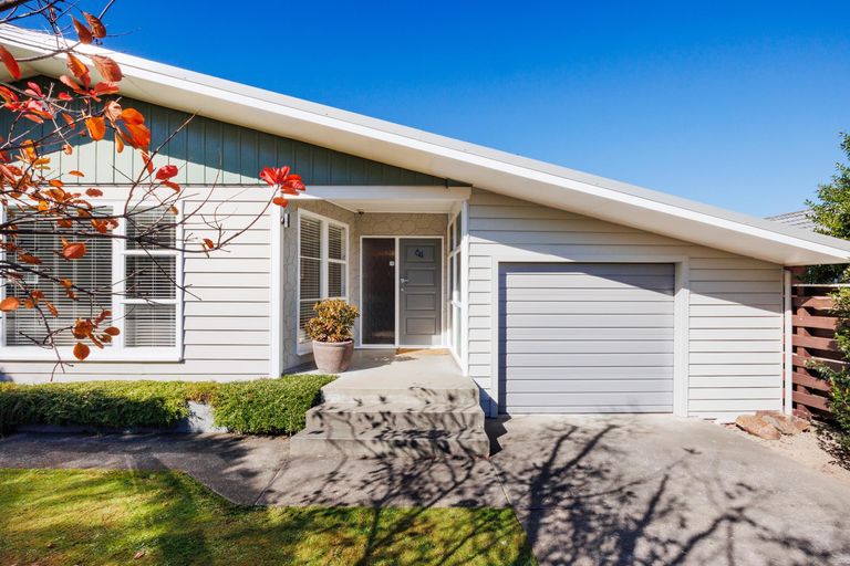 Photo of property in 64 Long Melford Road, Awapuni, Palmerston North, 4412