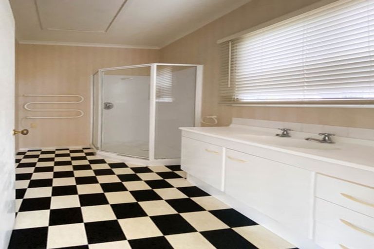 Photo of property in 34 Main Street, Greytown, 5712