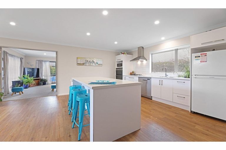 Photo of property in 132 Beach Road, North New Brighton, Christchurch, 8083