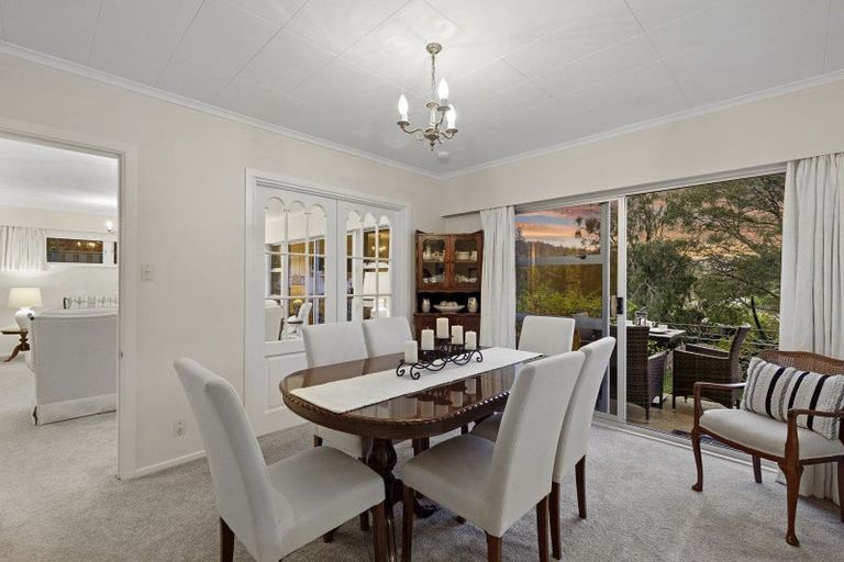 Photo of property in 4 Harewood Grove, Pinehaven, Upper Hutt, 5019