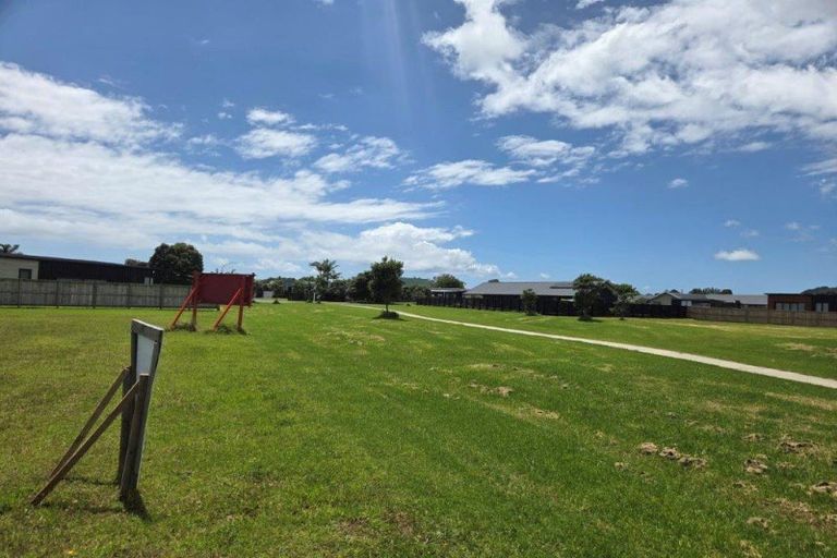 Photo of property in 107 Hamiora Street, Matarangi, 3592