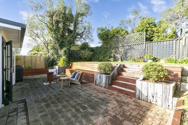 Photo of property in 39 Fairview Crescent, Kelburn, Wellington, 6012