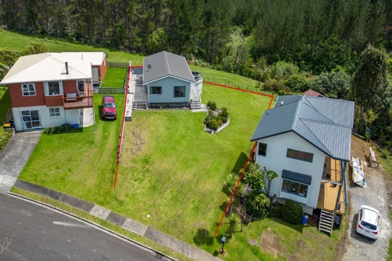 Photo of property in 108 Tuna Place, Onemana, Whangamata, 3691
