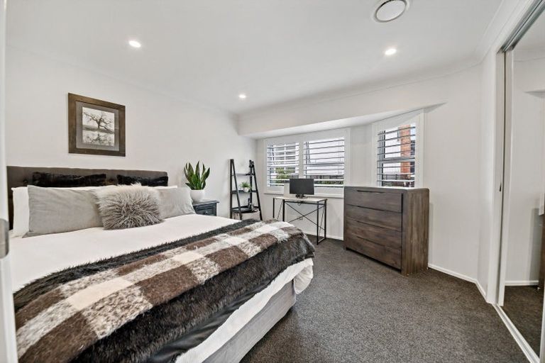 Photo of property in 81 Bleakhouse Road, Howick, Auckland, 2014