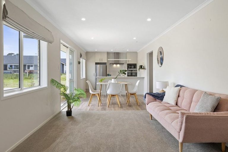 Photo of property in 94 Mirikau Road, Warea, New Plymouth, 4381