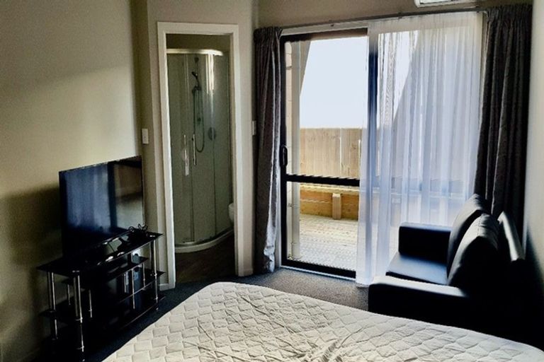 Photo of property in 5/29 Seddon Road, Frankton, Hamilton, 3204