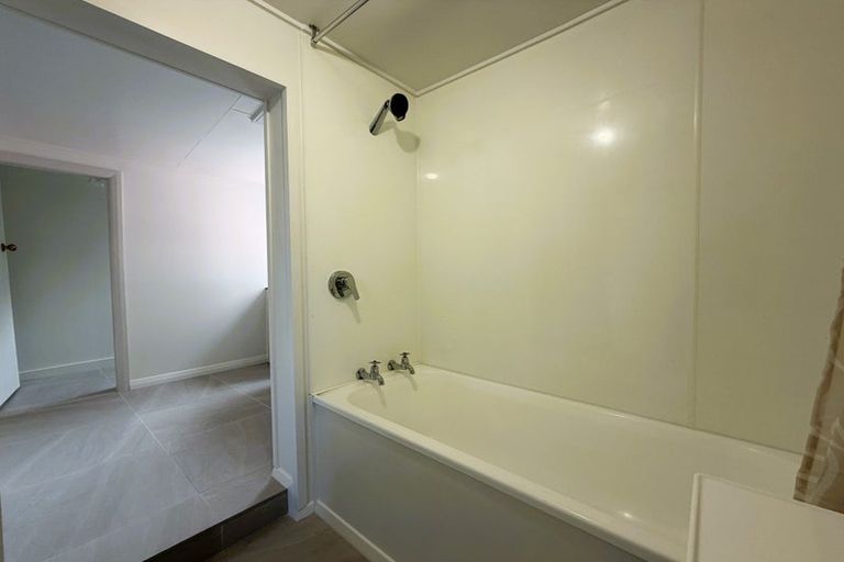 Photo of property in 15 Threadneedle Street, Greymouth, 7805