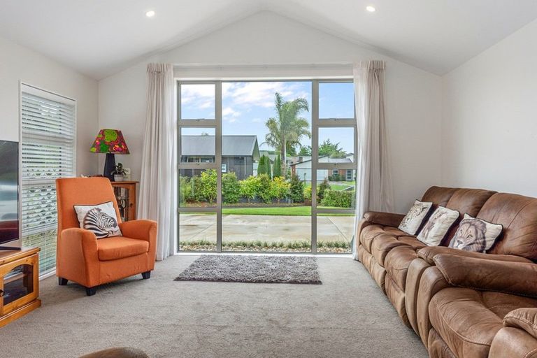 Photo of property in 11 Allendale Place, Morrinsville, 3300