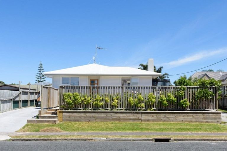 Photo of property in 12 Crane Street, Mount Maunganui, 3116