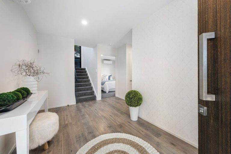 Photo of property in 1/8 Lookaway Place, Huntsbury, Christchurch, 8022