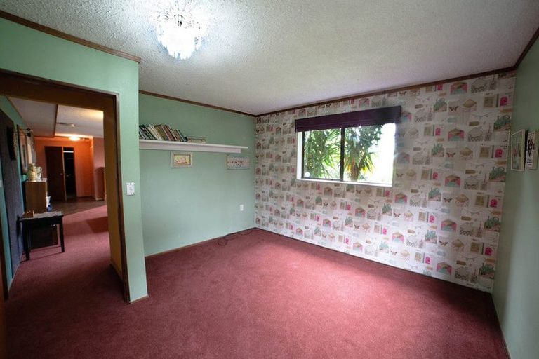 Photo of property in 32 Kimihia Road, Huntly, 3700