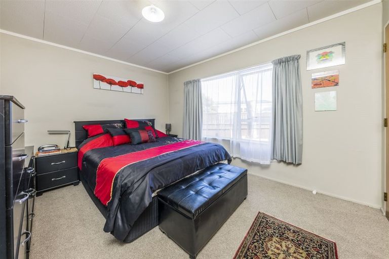 Photo of property in 56 Hamilton Drive, Waiuku, 2123