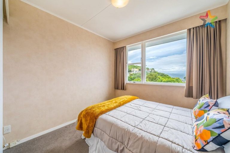 Photo of property in 42 Akatea Road, Korokoro, Lower Hutt, 5012