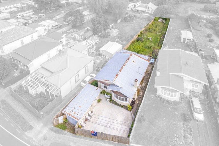 Photo of property in 25 Abbot Street, Gonville, Whanganui, 4501