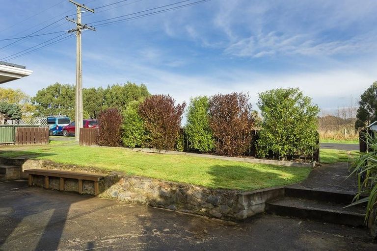 Photo of property in 12 Weir Street, Green Island, Dunedin, 9018