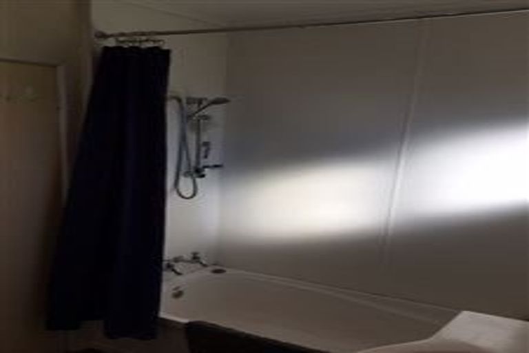 Photo of property in 75 Smith Street, Woolston, Christchurch, 8062