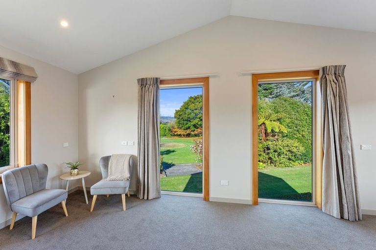 Photo of property in 150 Rangiuru Road, Otaki, 5512
