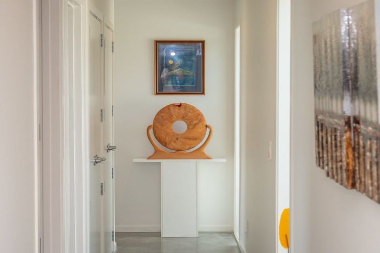 Photo of property in 27 Eagles Way, Cable Bay, 0420