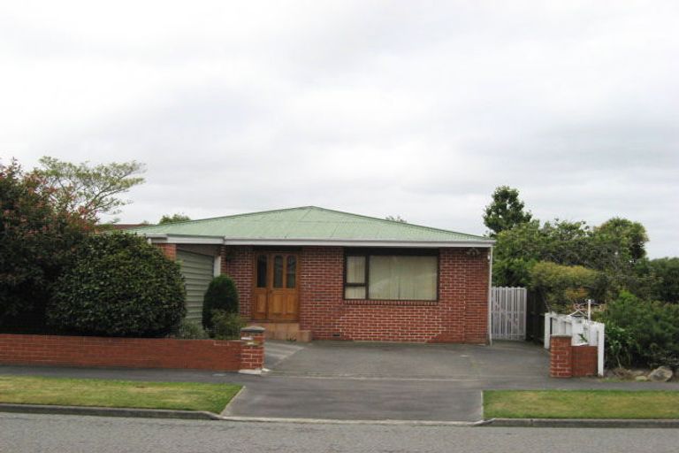Photo of property in 14 Birkenhead Street, Avonhead, Christchurch, 8042