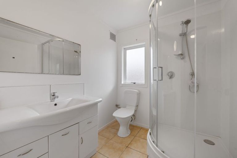 Photo of property in 75 Belt Road, New Plymouth, 4310