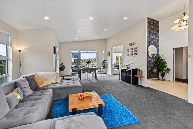 Photo of property in 29 Ina Ville Drive, Pukekohe, 2120