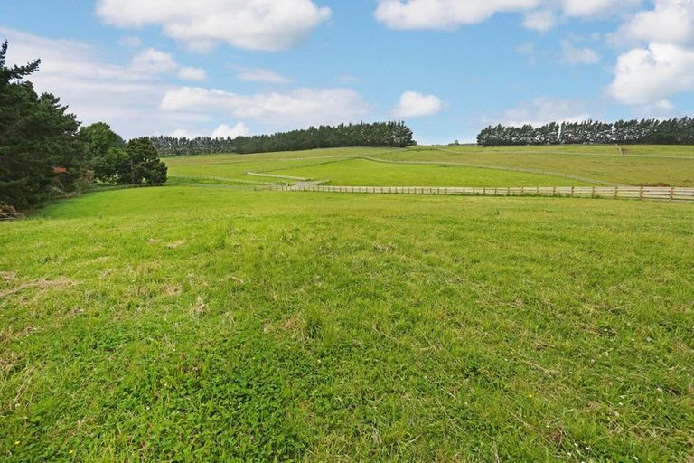 Photo of property in 92 Irwin Road, Kingseat, Pukekohe, 2679