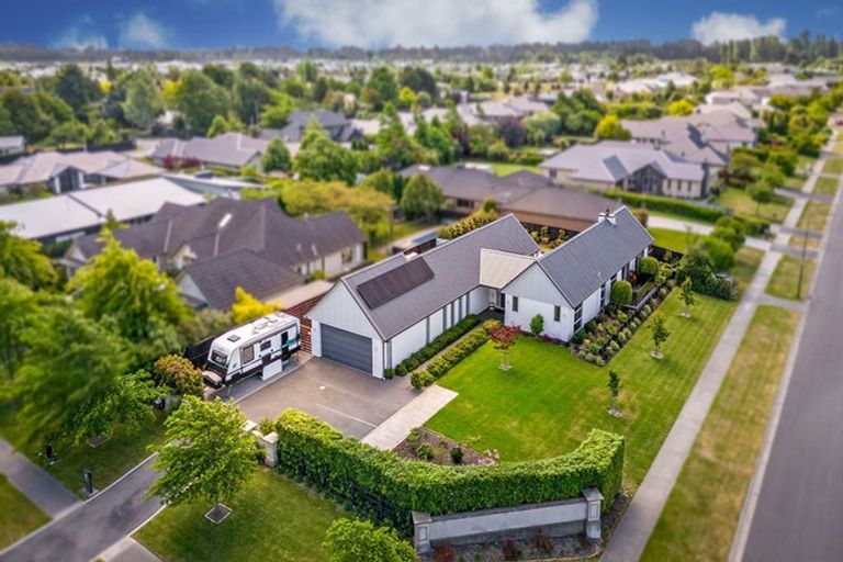 Photo of property in 7 Brinsworth Avenue, West Melton, 7618