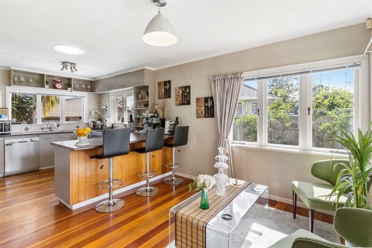 Photo of property in 13 Manse Road, Pahurehure, Papakura, 2113