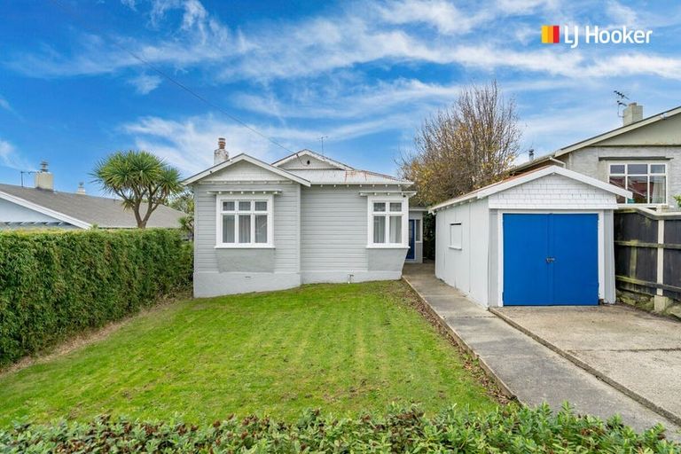 Photo of property in 27 Oakland Street, Andersons Bay, Dunedin, 9013