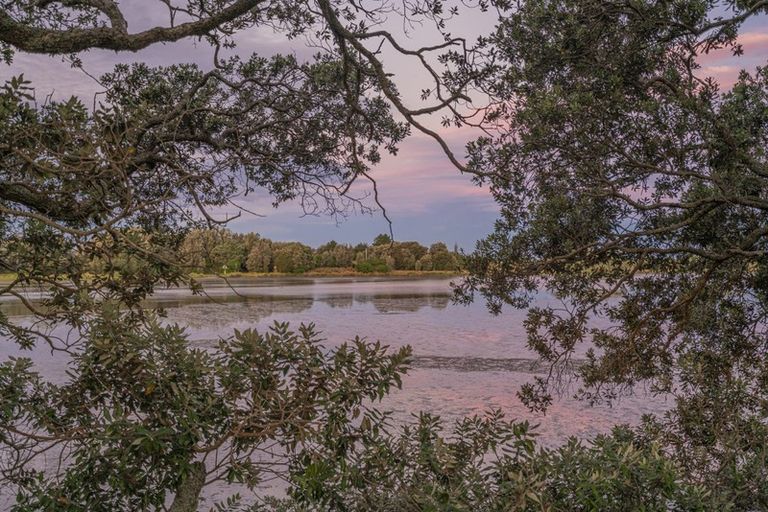 Photo of property in 12 Marina Way, Athenree, Katikati, 3177