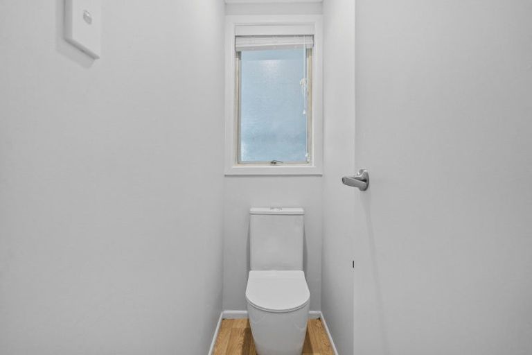 Photo of property in 16 Rhonda Avenue, Deanwell, Hamilton, 3206