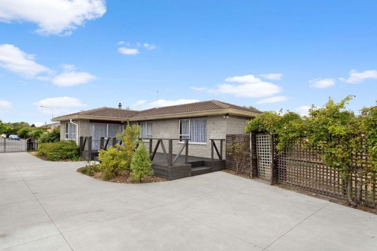 Photo of property in 11 Thorness Street, Avondale, Christchurch, 8061