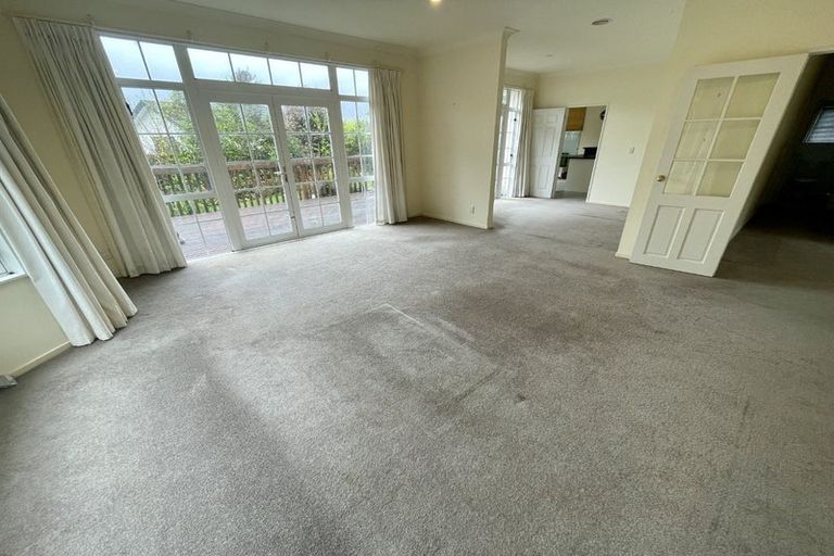 Photo of property in 3 Ridley Green, Churton Park, Wellington, 6037