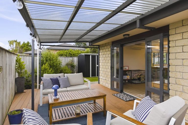 Photo of property in 90 Regent Drive, Paraparaumu Beach, Paraparaumu, 5032