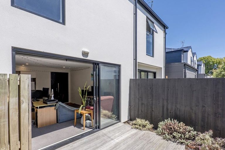 Photo of property in 2/9 Bolton Avenue, Spreydon, Christchurch, 8024