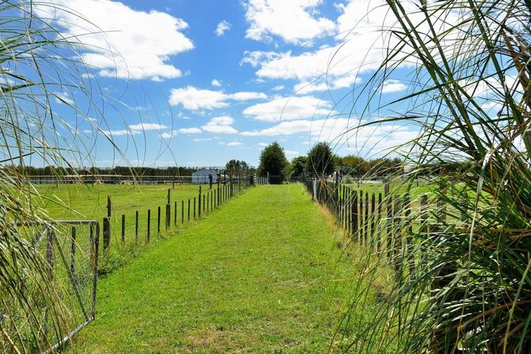 Photo of property in 52 Parker Lane, Makaraka, Gisborne, 4010