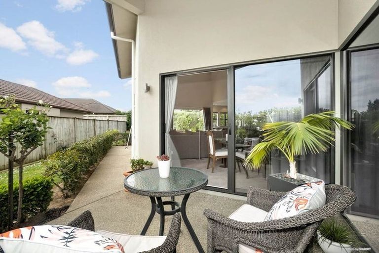 Photo of property in 7 Bronwylian Drive, Flat Bush, Auckland, 2016