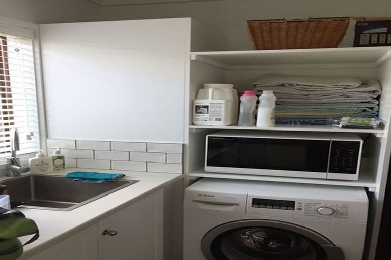 Photo of property in 2/36 Koromiko Street, New Lynn, Auckland, 0600